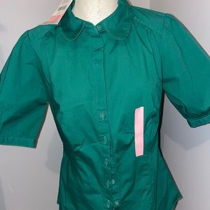 Banana Republic ladies nwt top. Size small.